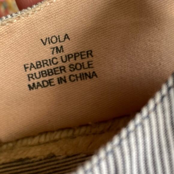 Bernardo Anthropologie $258 Navy Why Stripe Viola Espadrille l Womens 7M EUC - Picture 9 of 12